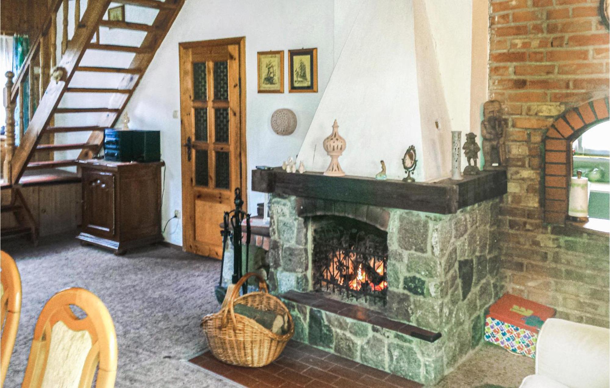 3 Bedroom Stunning Home In Dziemiany Extérieur photo