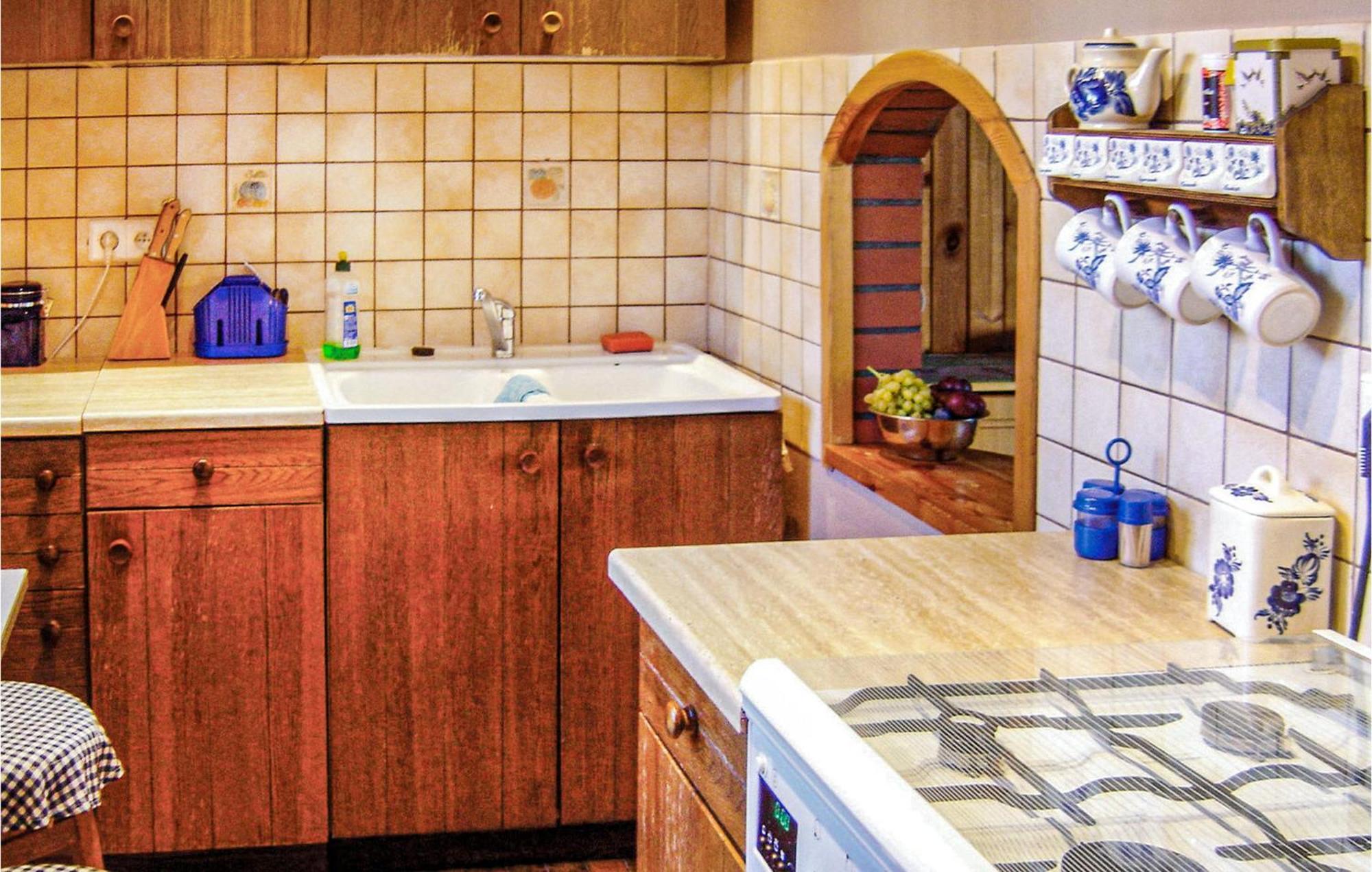 3 Bedroom Stunning Home In Dziemiany Extérieur photo